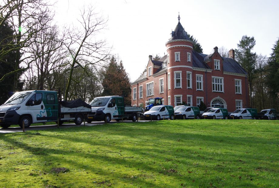 Auto's voor kasteel Spelderholt